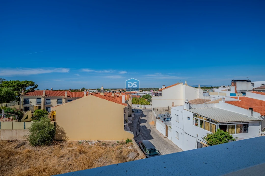 Apartamento T2 para Venda em Guia Foto 19