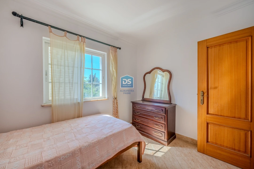 Apartamento T2 para Venda em Guia Foto 22