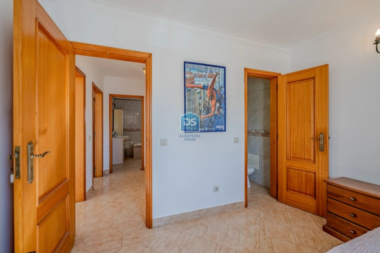 Apartamento T2 para Venda em Guia Foto 23