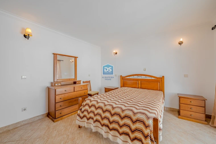 Apartamento T2 para Venda em Guia Foto 16