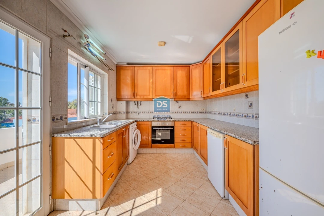 Apartamento T2 para Venda em Guia Foto 8