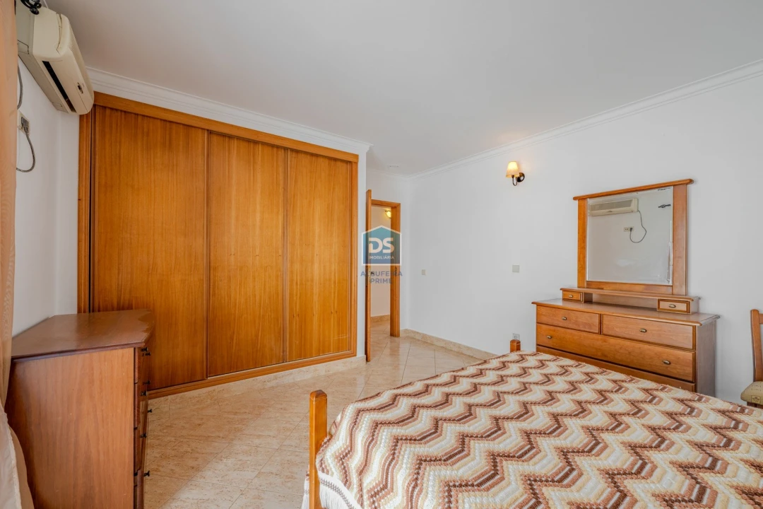 Apartamento T2 para Venda em Guia Foto 17