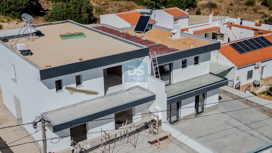 Moradia T3 para Venda em Algoz e Tunes