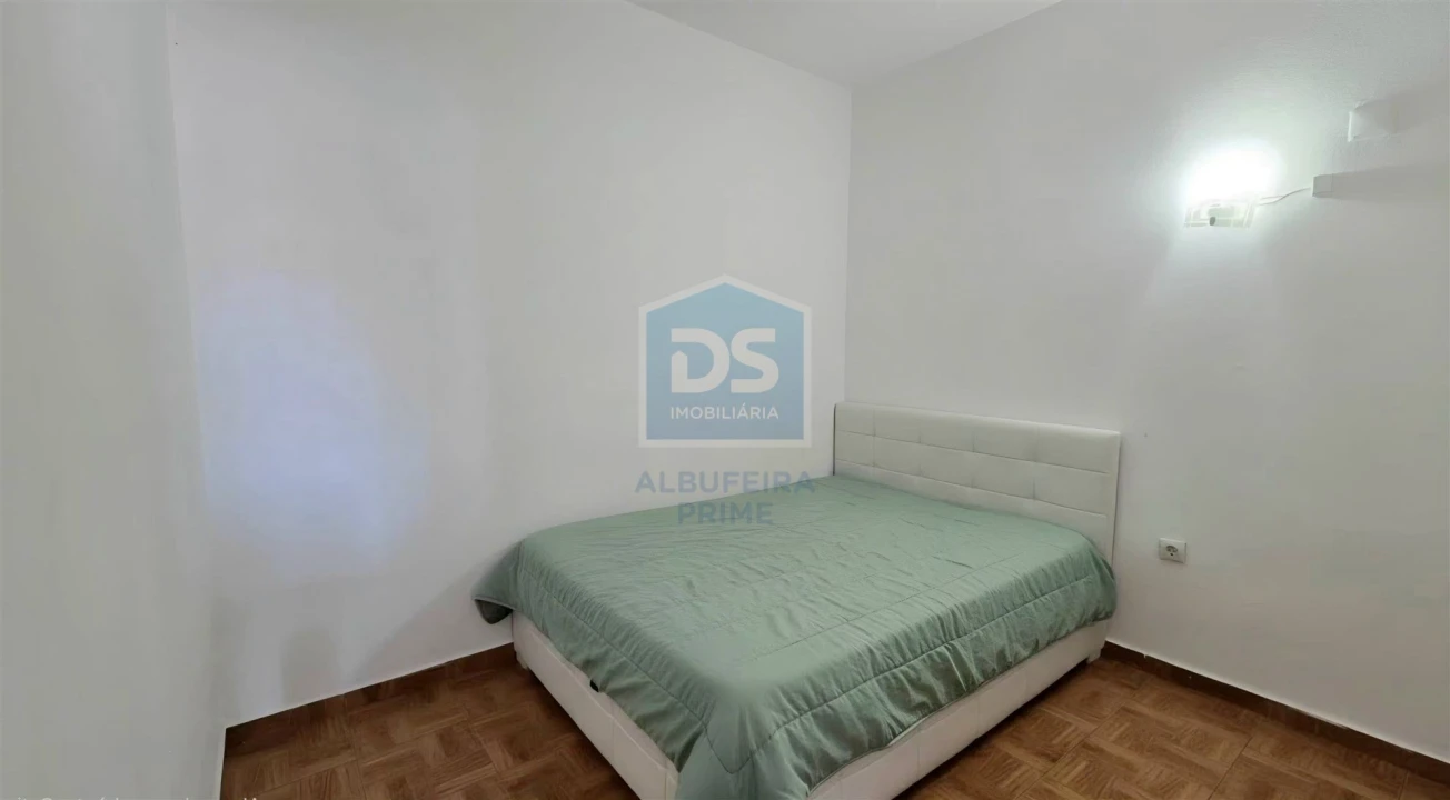 Apartamento T1 para Venda em Albufeira e Olhos de Água Foto 9
