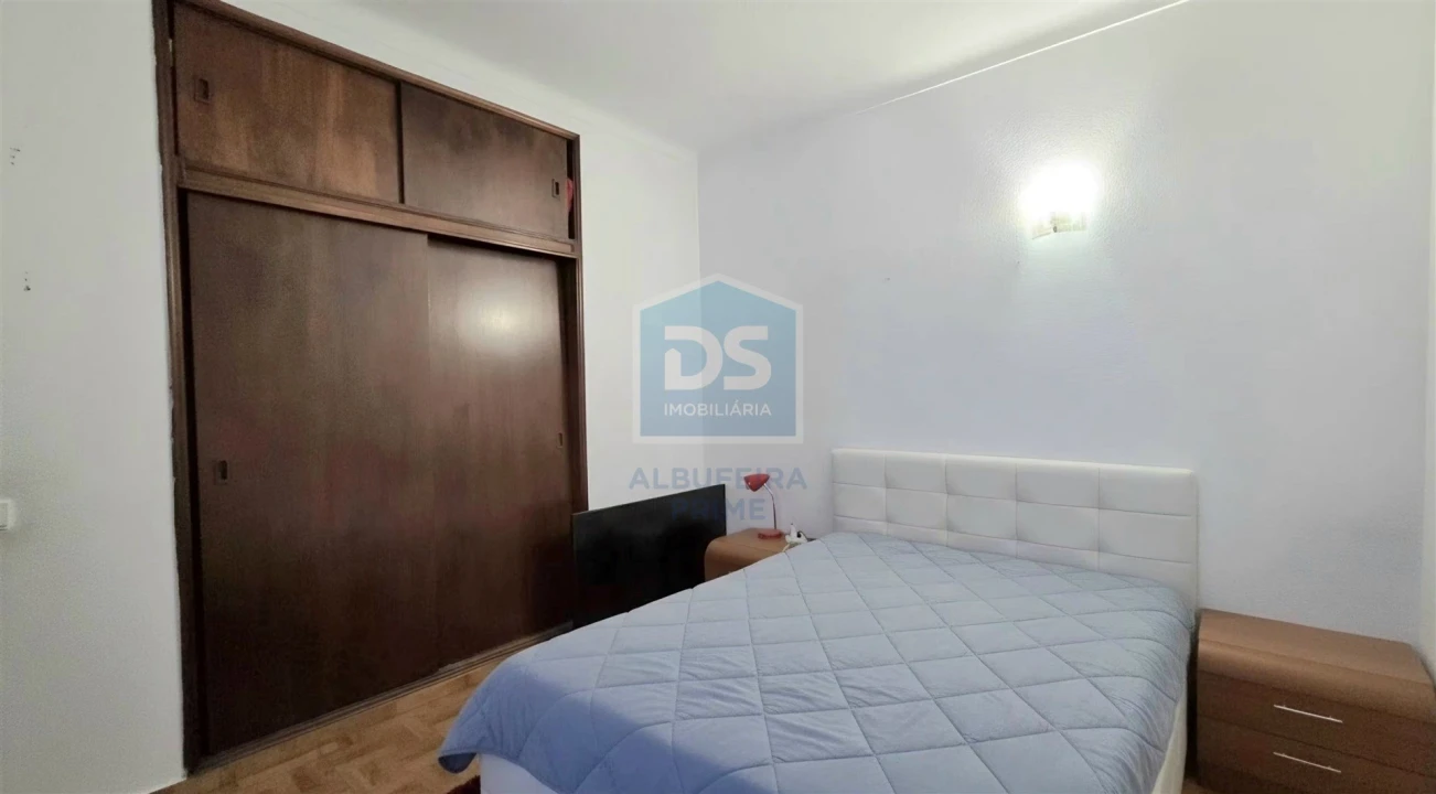 Apartamento T1 para Venda em Albufeira e Olhos de Água Foto 12