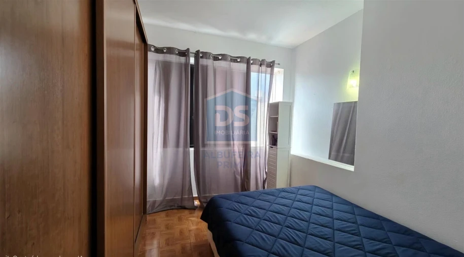 Apartamento T1 para Venda em Albufeira e Olhos de Água Foto 13