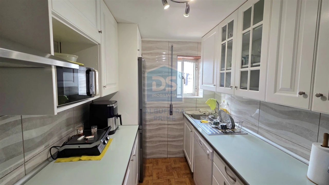 Apartamento T1 para Venda em Albufeira e Olhos de Água Foto 7