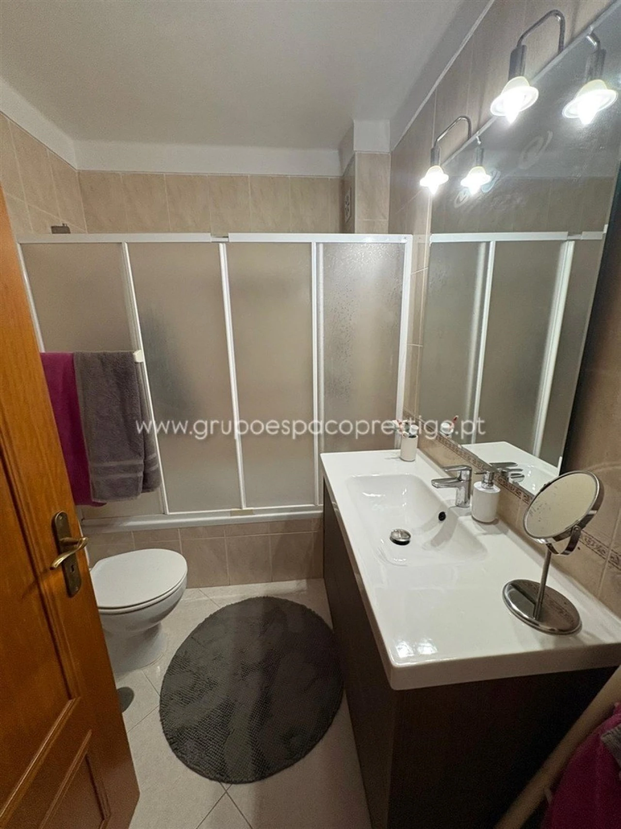 Apartamento T3 para Venda em Quelfes Foto 16
