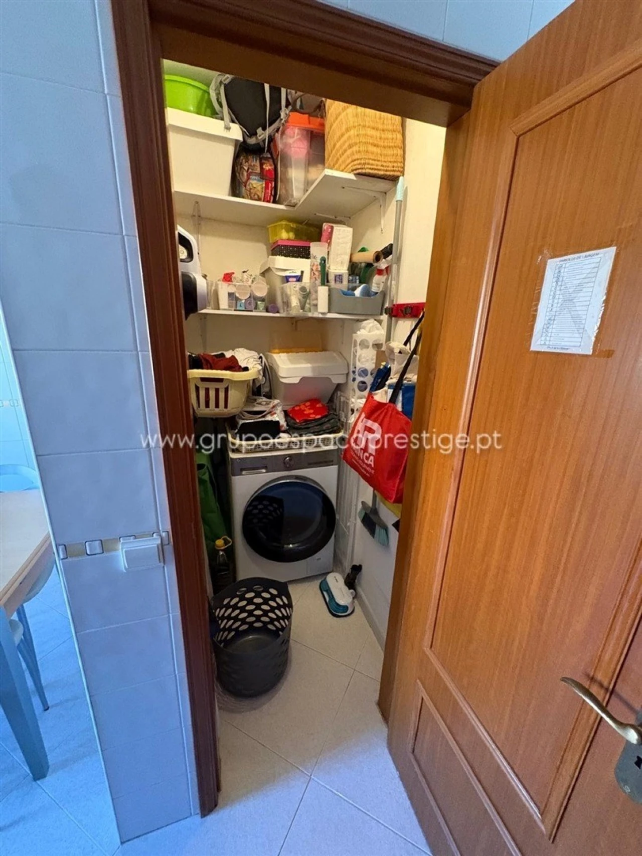 Apartamento T3 para Venda em Quelfes Foto 6