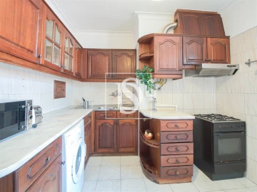 Apartamento T4 para Venda em Penha de França
