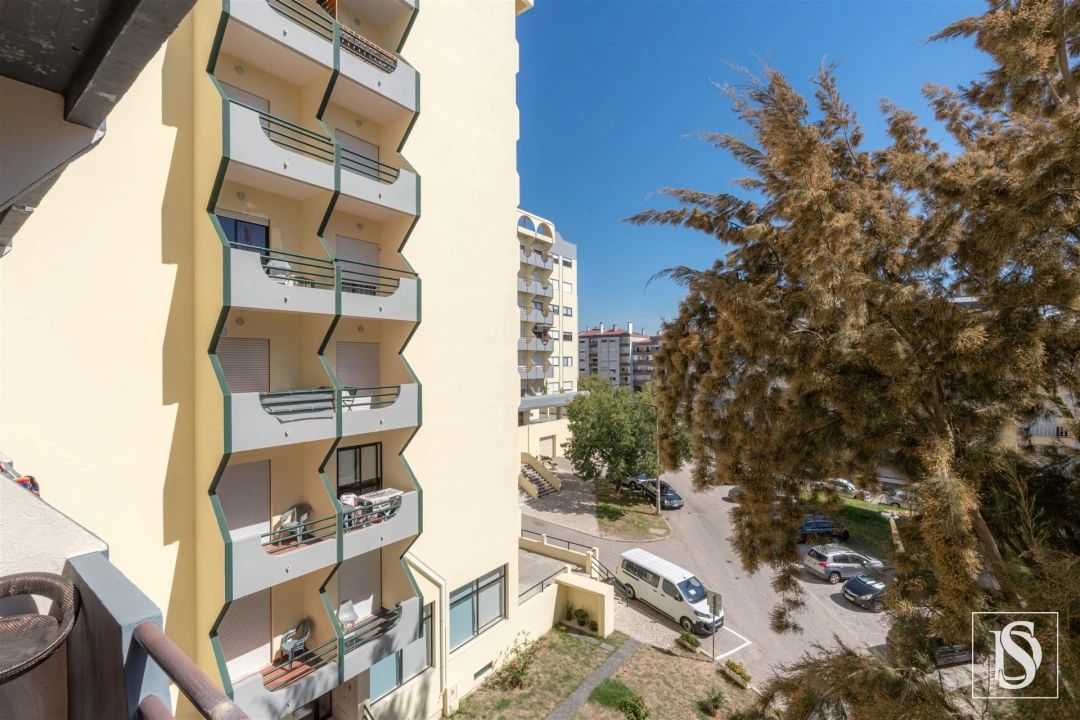 Apartamento T2 para Venda em Buarcos Foto 11