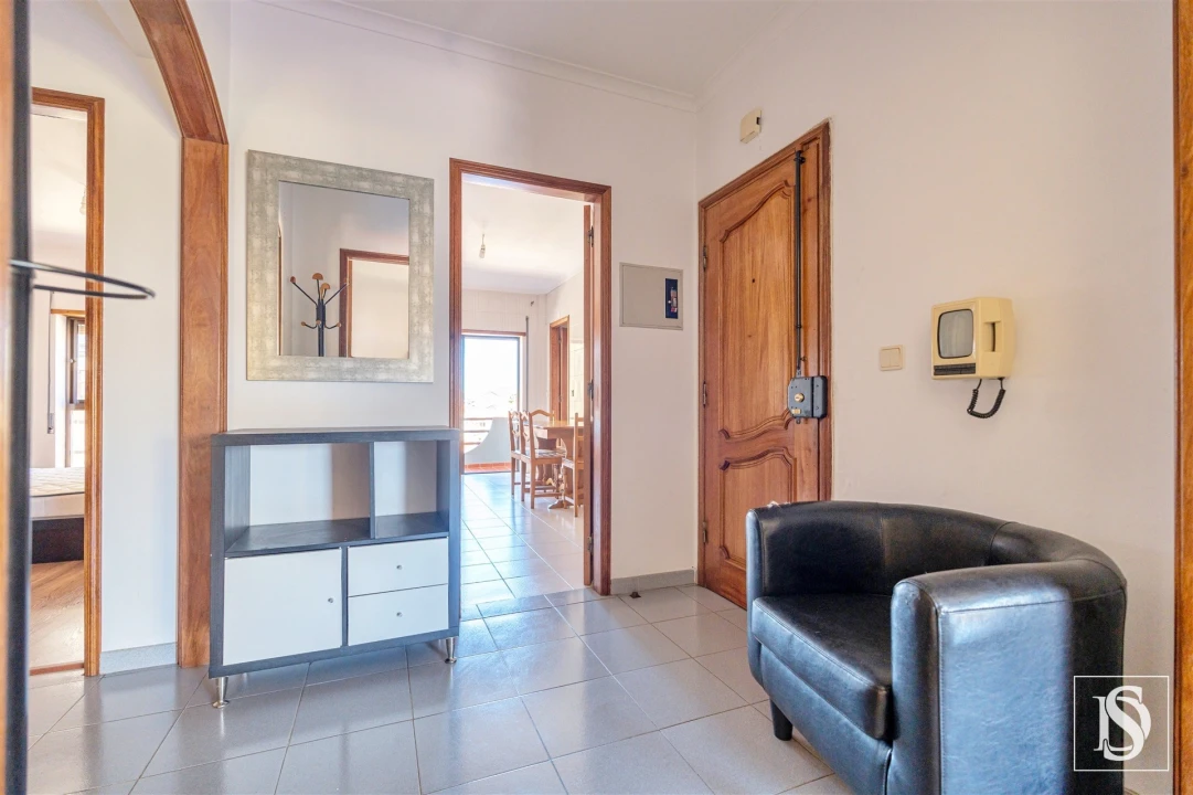 Apartamento T2 para Venda em Buarcos Foto 4