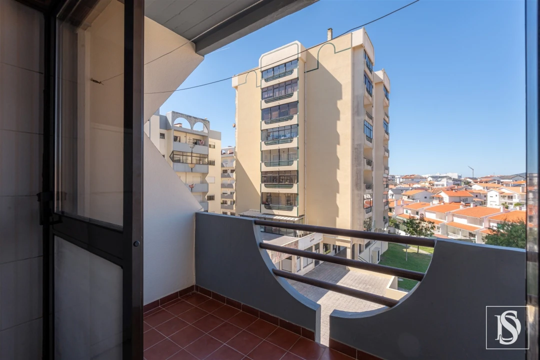 Apartamento T2 para Venda em Buarcos Foto 29