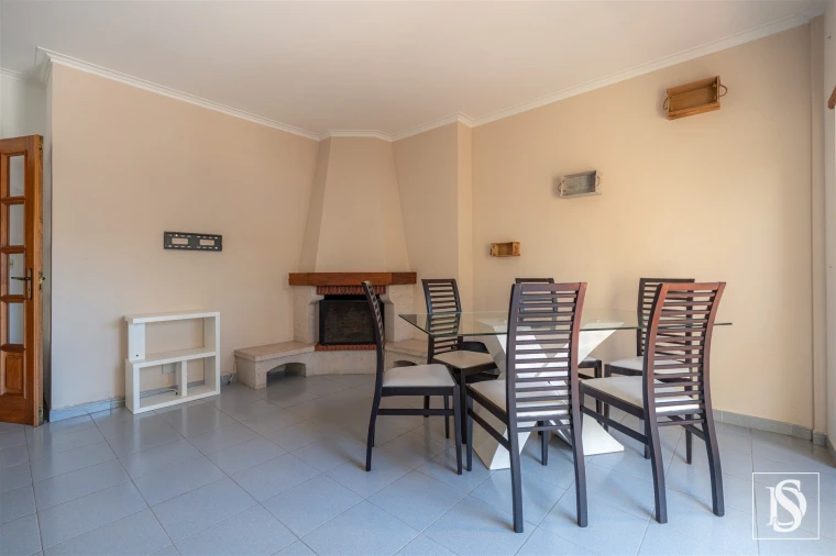 Apartamento T2 para Venda em Buarcos Foto 7