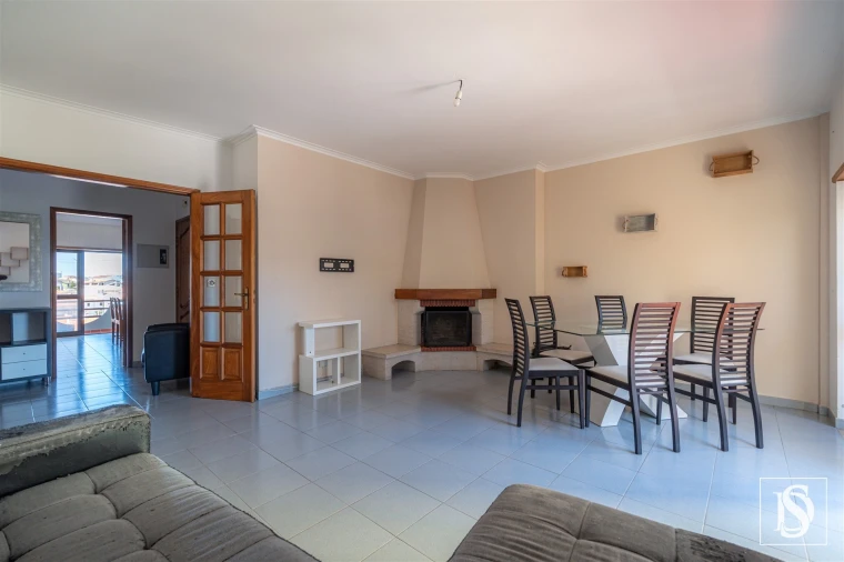 Apartamento T2 para Venda em Buarcos Foto 2