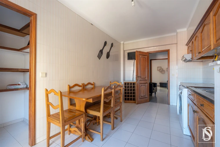 Apartamento T2 para Venda em Buarcos Foto 27