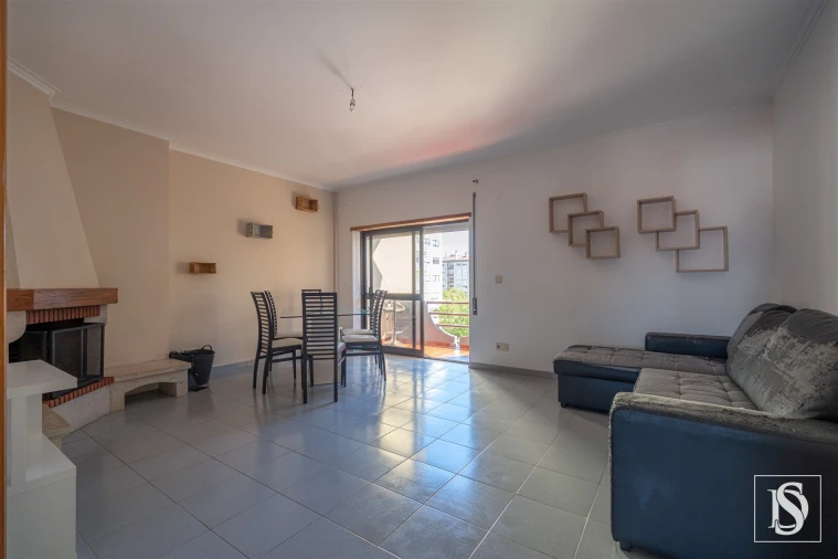Apartamento T2 para Venda em Buarcos Foto 6