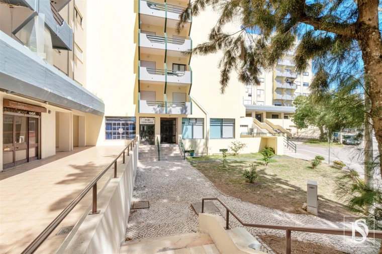 Apartamento T2 para Venda em Buarcos Foto 32