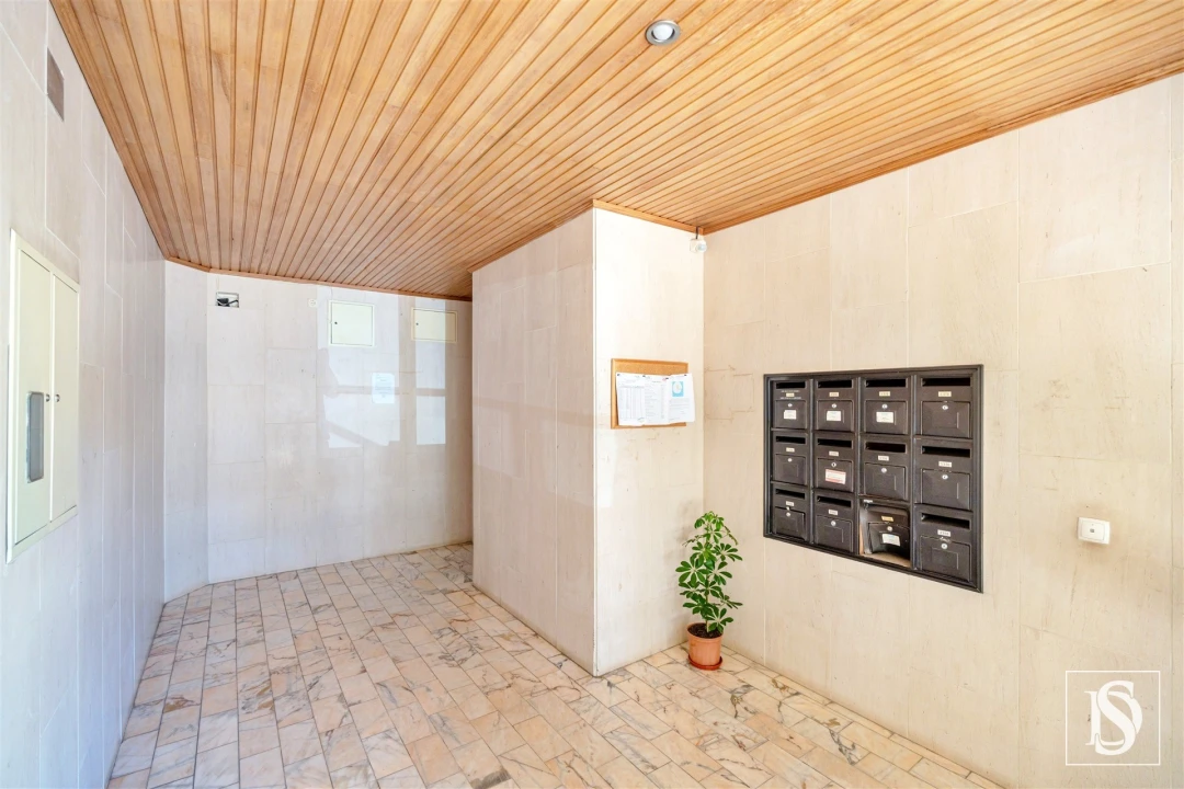 Apartamento T2 para Venda em Buarcos Foto 31