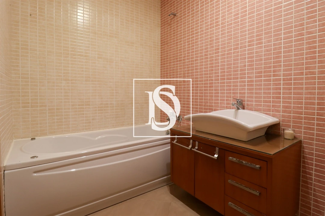 Apartamento T2 para Venda em Portimão Foto 8