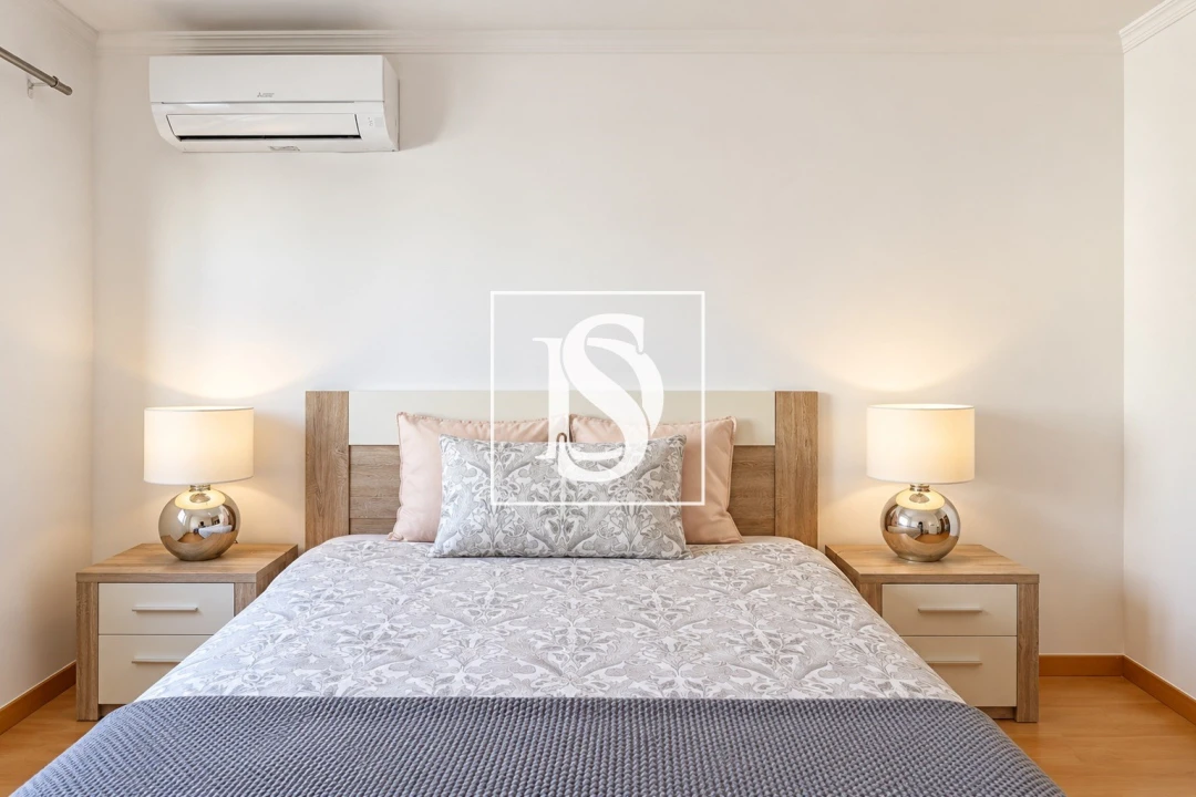 Apartamento T2 para Venda em Portimão Foto 7