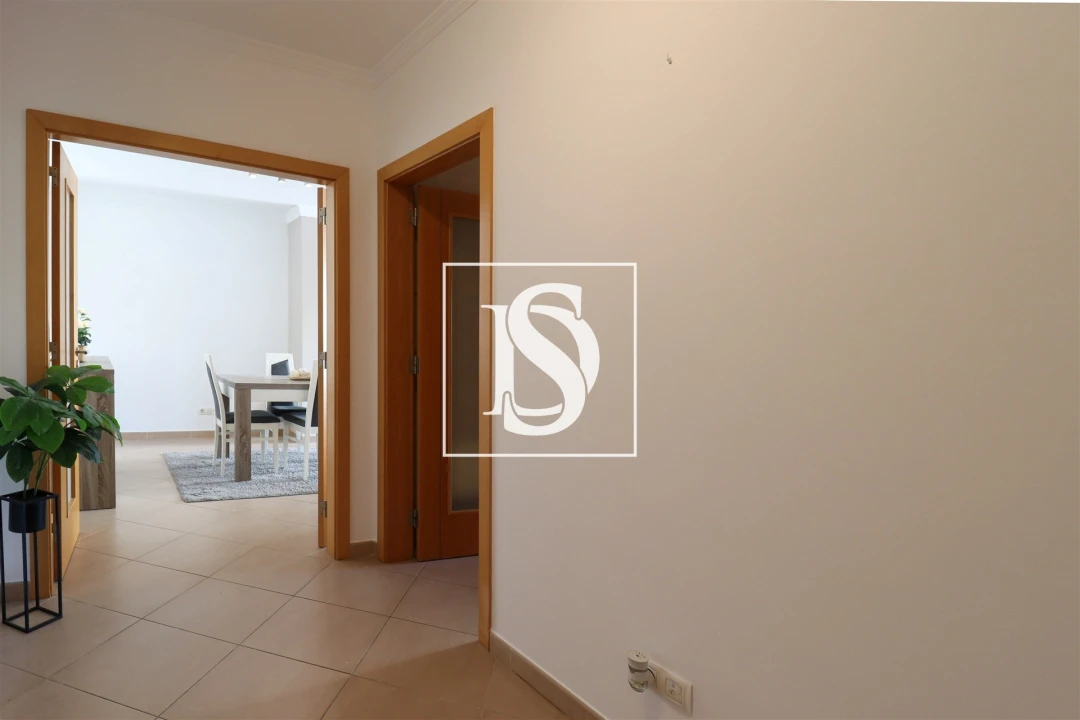 Apartamento T2 para Venda em Portimão Foto 18