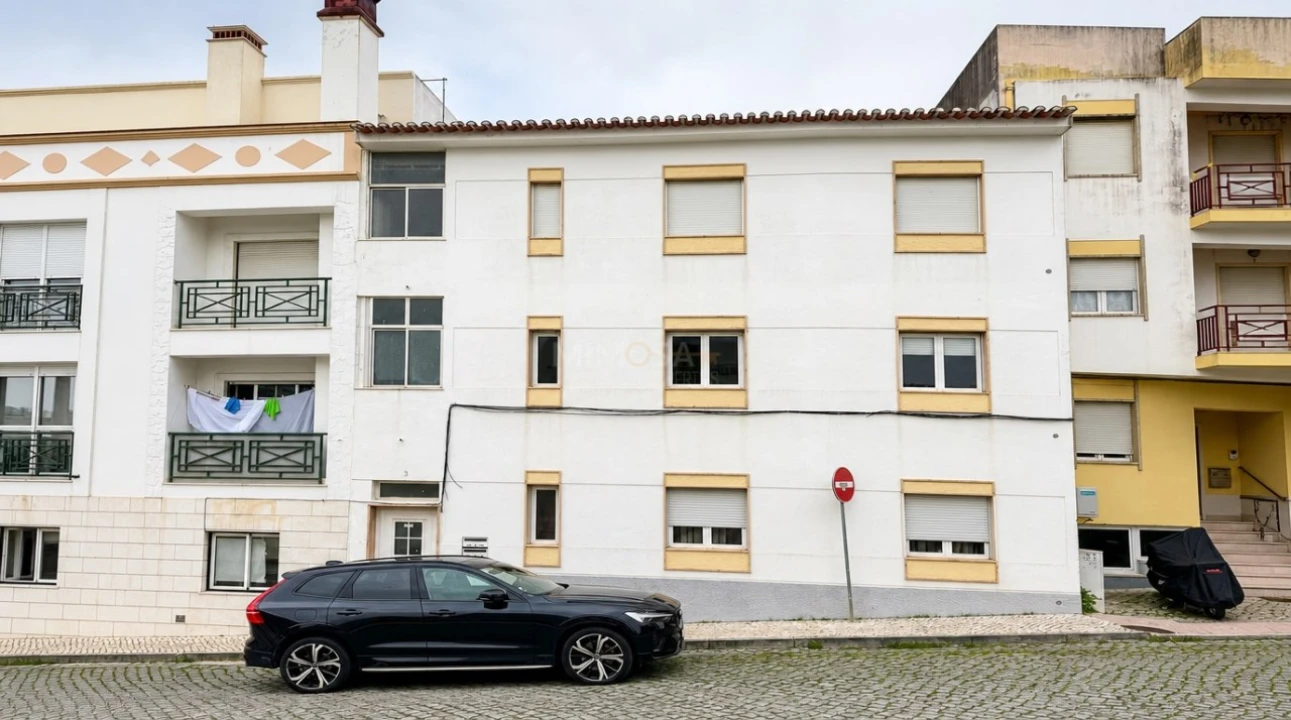 Apartamento T2 para Venda em Lagos (São Sebastião e Santa Maria) Foto 1