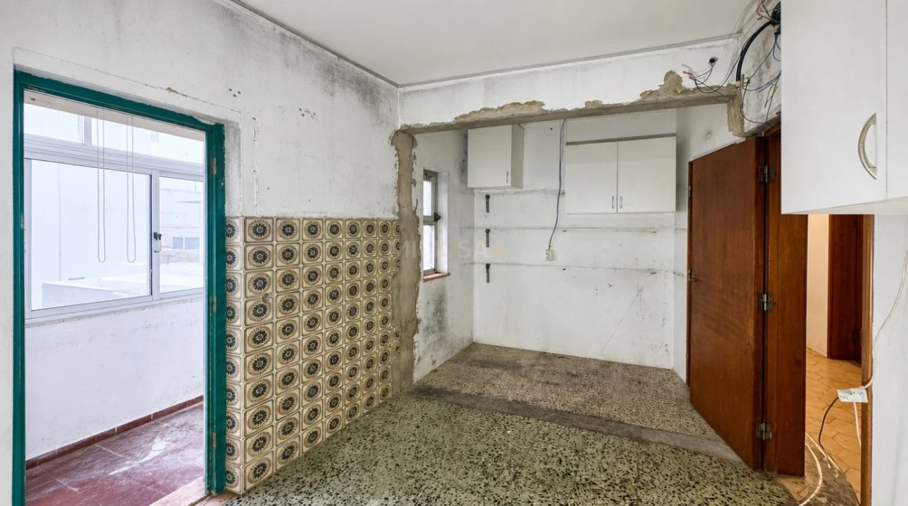 Apartamento T2 para Venda em Lagos (São Sebastião e Santa Maria) Foto 13