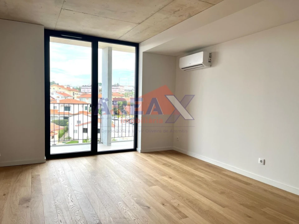 Apartamento T1 para Venda em O. Azeméis, Riba-Ul, Ul, Macinhata Seixa, Madail Foto 3