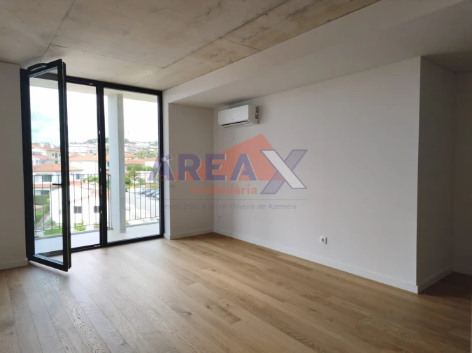 Apartamento T1 para Venda em O. Azeméis, Riba-Ul, Ul, Macinhata Seixa, Madail Foto 5