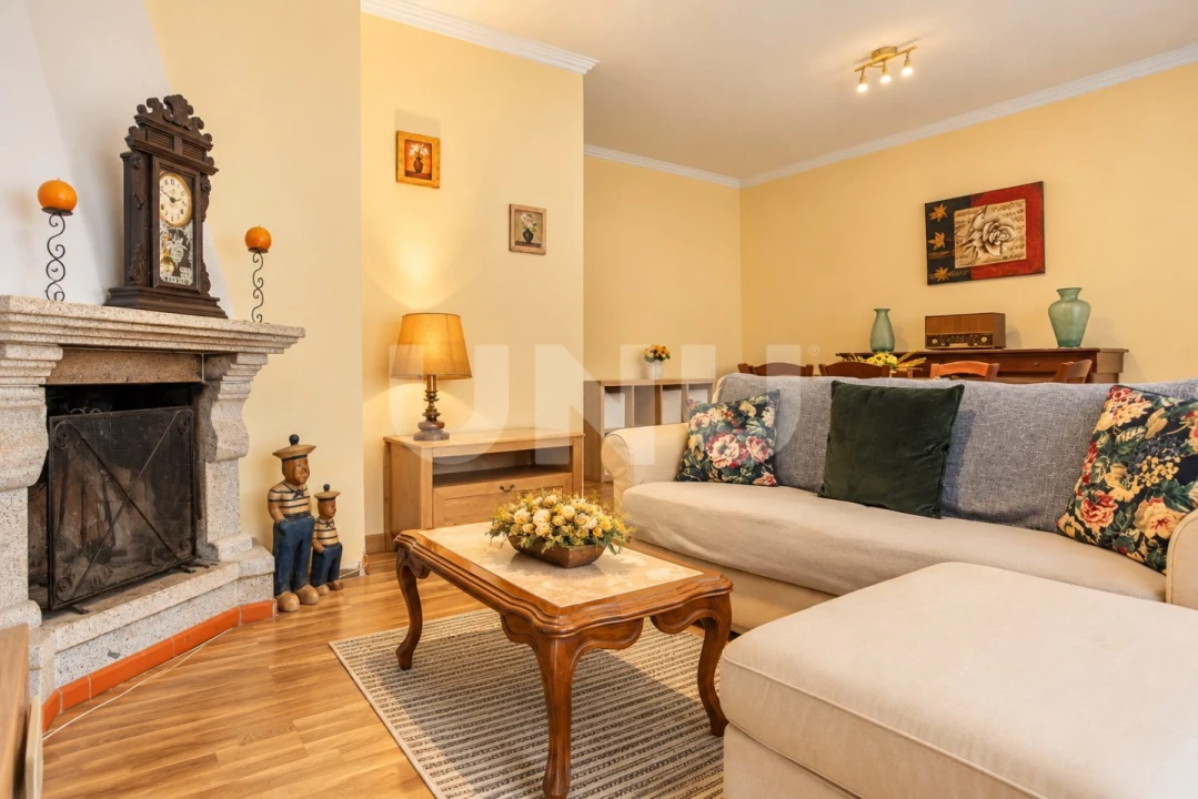 Apartamento T3 para Venda em Ovar, São João, Arada e São Vicente de Pereira Jusã Foto 1
