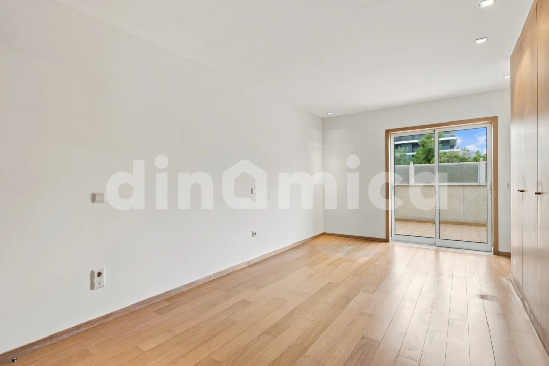 Apartamento T3 para Venda em Vila Nova de Famalicão e Calendário Foto 16