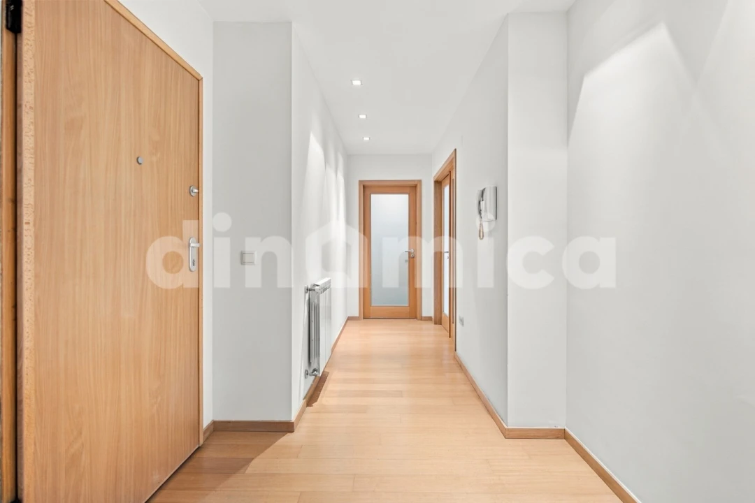 Apartamento T3 para Venda em Vila Nova de Famalicão e Calendário Foto 3