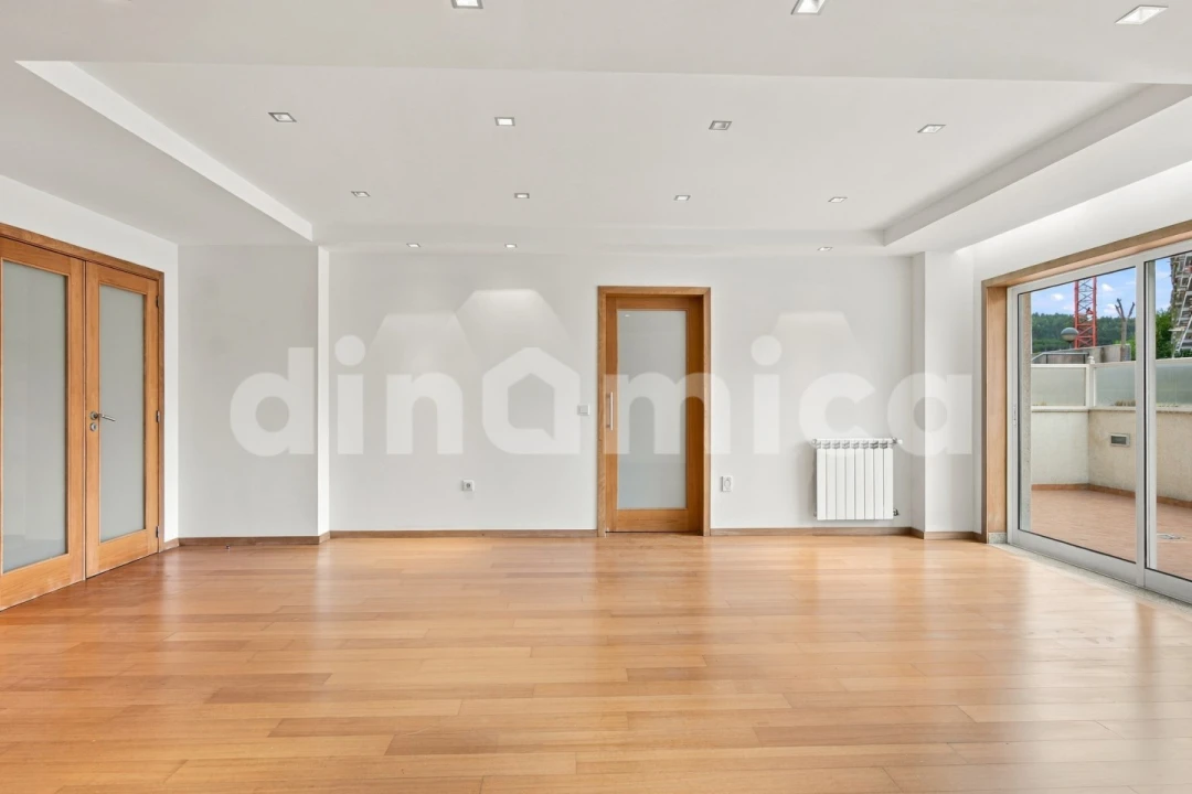 Apartamento T3 para Venda em Vila Nova de Famalicão e Calendário Foto 12