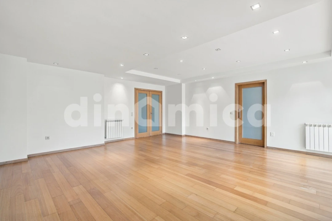 Apartamento T3 para Venda em Vila Nova de Famalicão e Calendário Foto 13