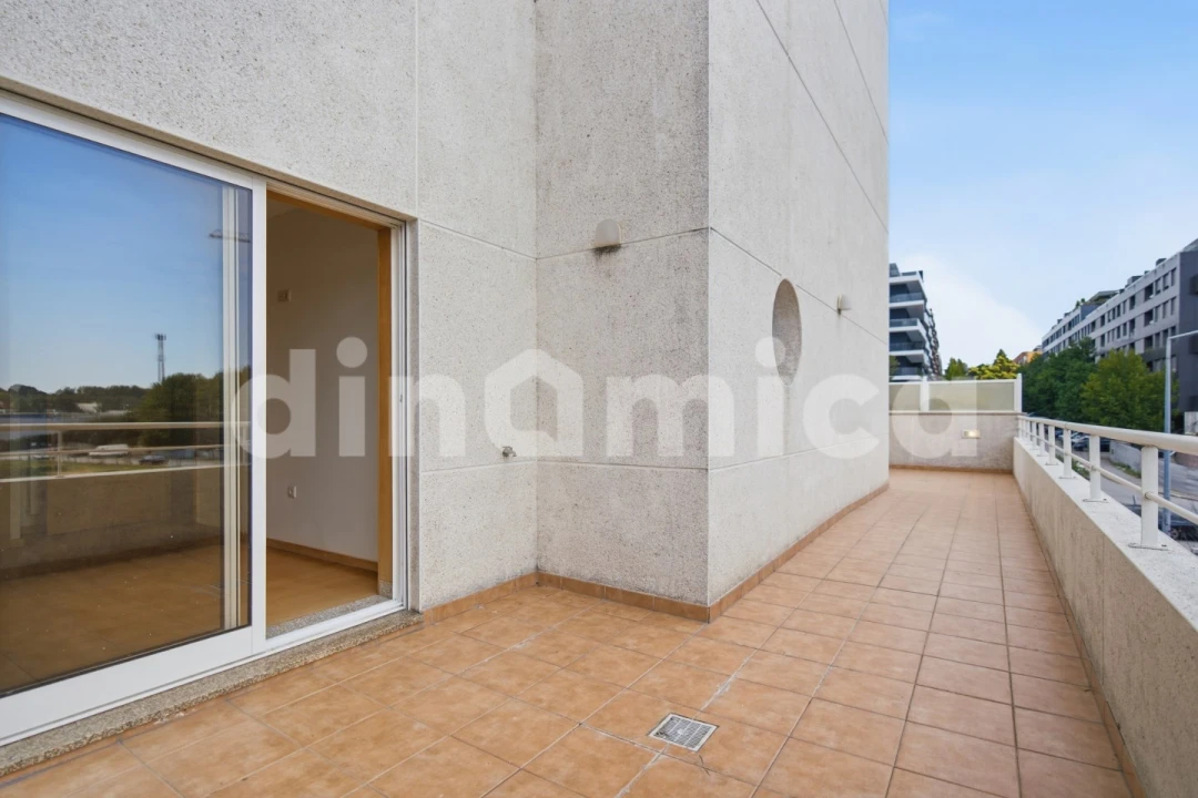 Apartamento T3 para Venda em Vila Nova de Famalicão e Calendário Foto 34