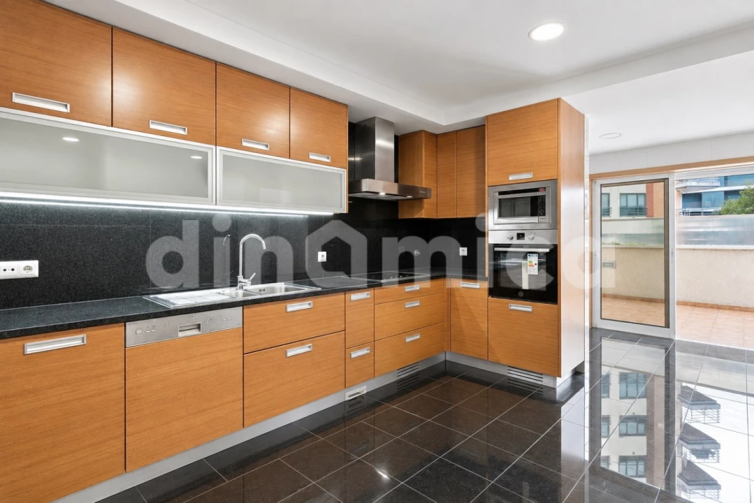 Apartamento T3 para Venda em Vila Nova de Famalicão e Calendário Foto 6