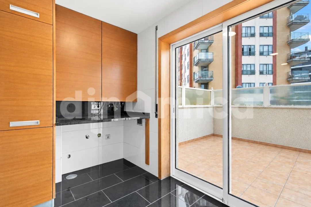 Apartamento T3 para Venda em Vila Nova de Famalicão e Calendário Foto 7