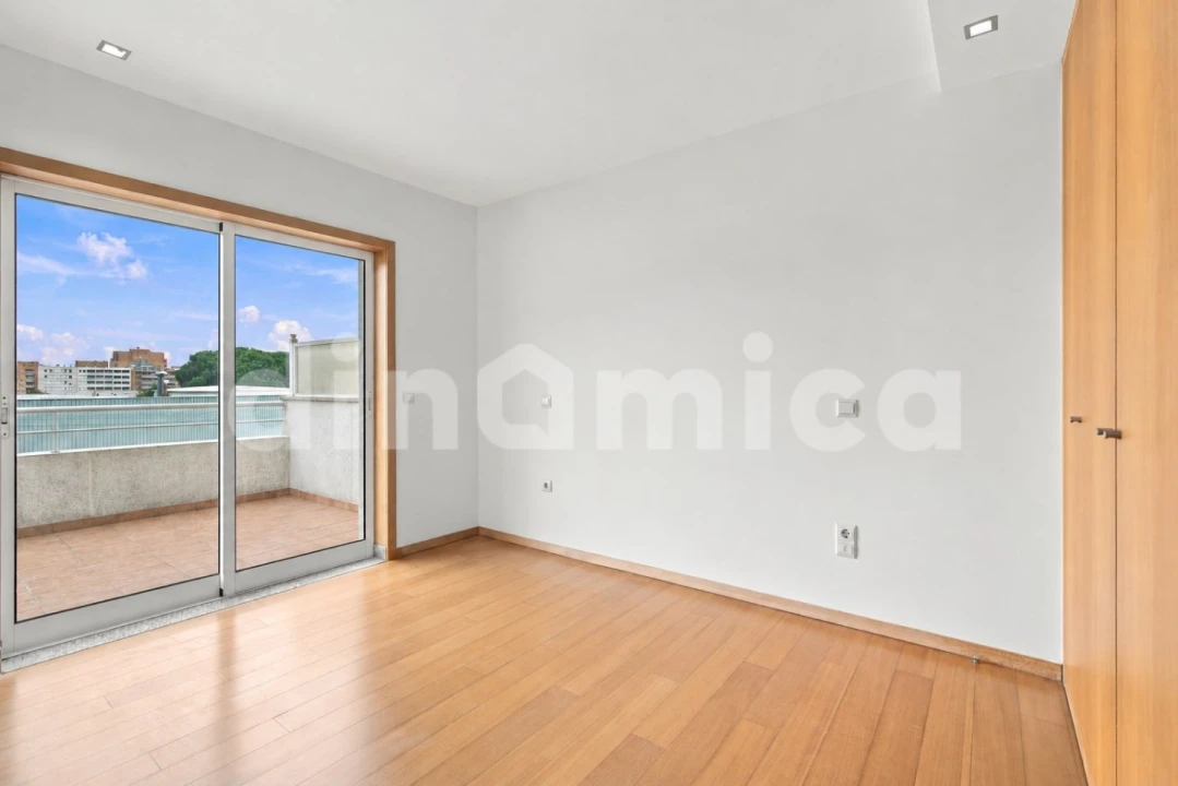 Apartamento T3 para Venda em Vila Nova de Famalicão e Calendário Foto 20