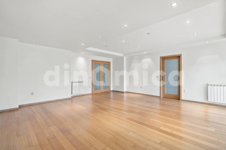 Apartamento T3 para Venda em Vila Nova de Famalicão e Calendário Foto 13