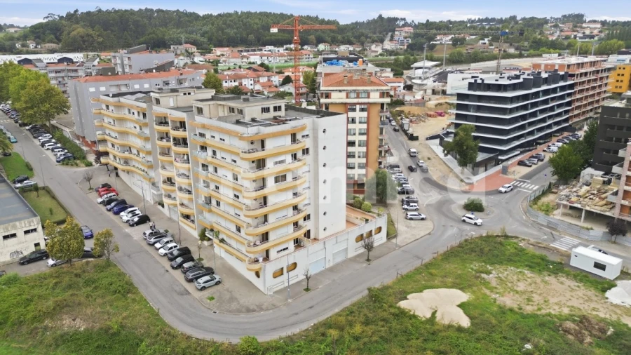 Apartamento T3 para Venda em Vila Nova de Famalicão e Calendário