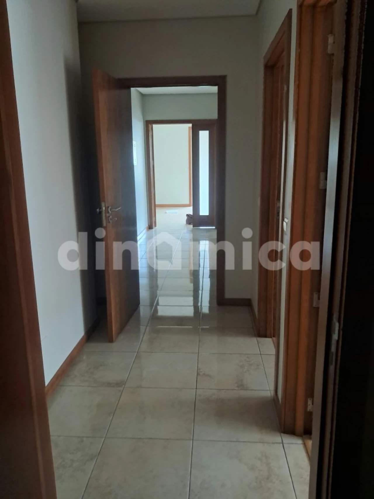 Apartamento T2 para Venda em Ribeirão Foto 9