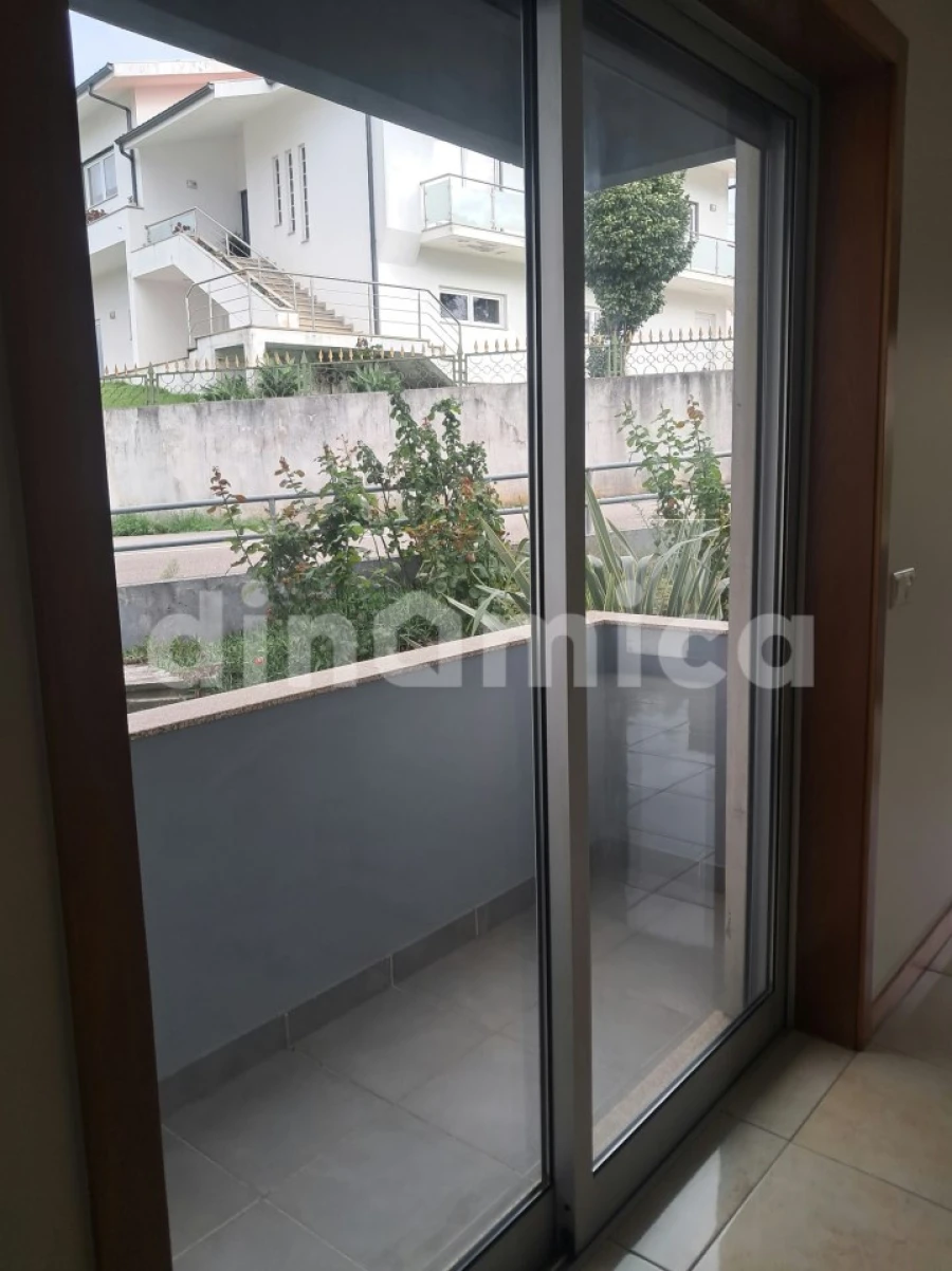 Apartamento T2 para Venda em Ribeirão Foto 13