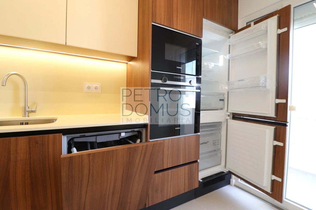 Apartamento T3 para Venda em Almada, Cova da Piedade, Pragal e Cacilhas Foto 6
