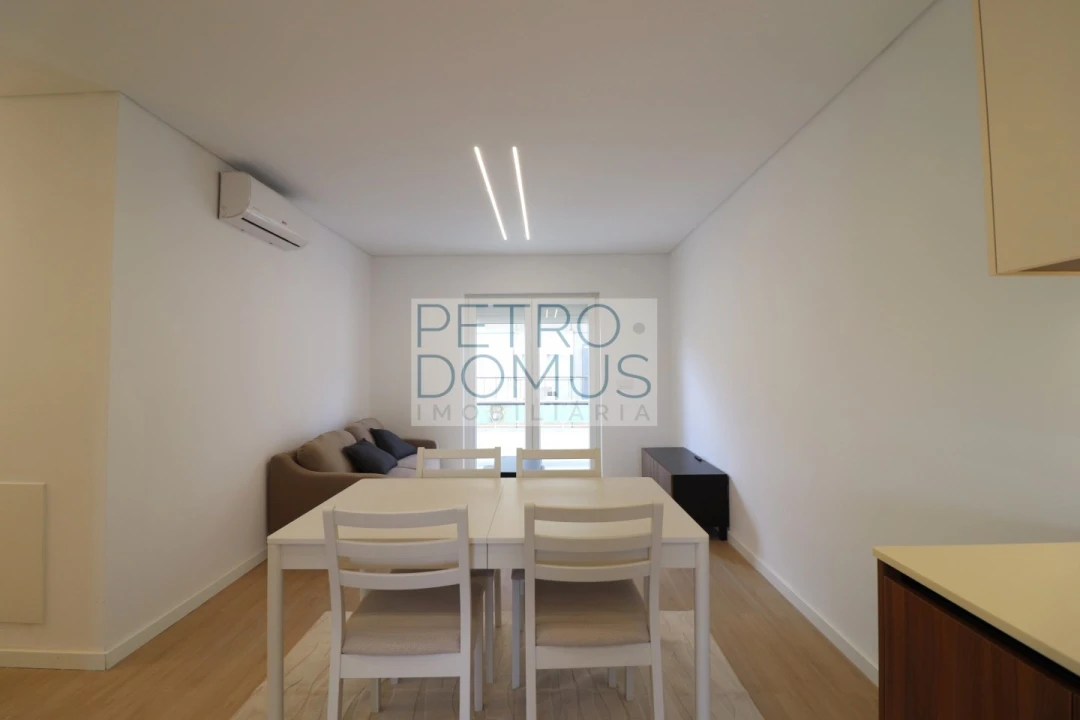 Apartamento T3 para Venda em Almada, Cova da Piedade, Pragal e Cacilhas Foto 14