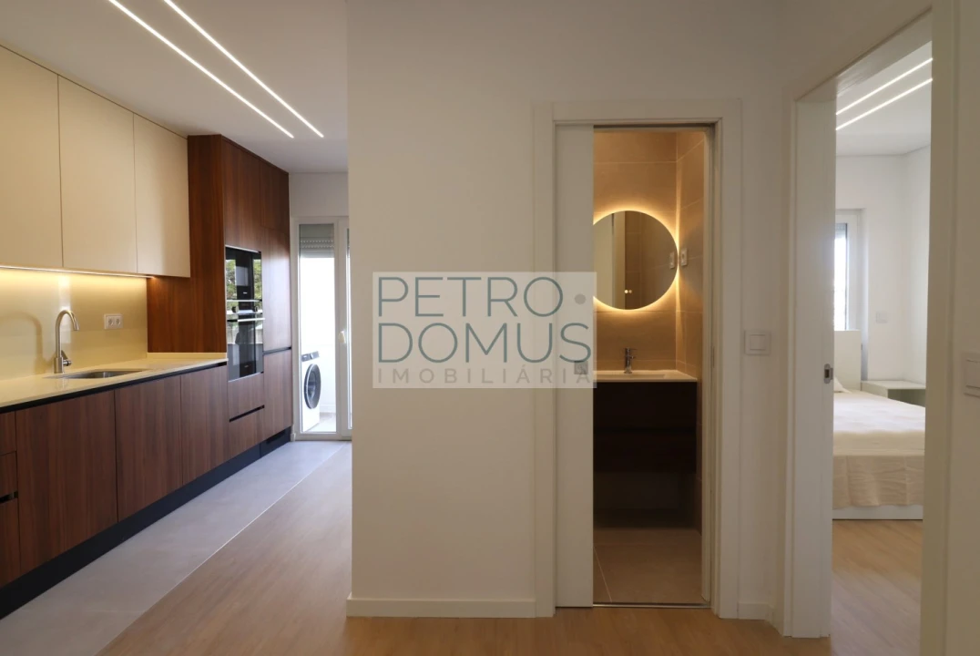Apartamento T3 para Venda em Almada, Cova da Piedade, Pragal e Cacilhas Foto 17