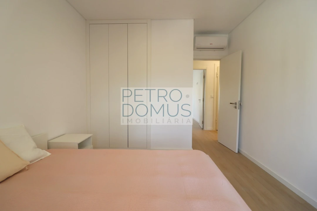 Apartamento T3 para Venda em Almada, Cova da Piedade, Pragal e Cacilhas Foto 20