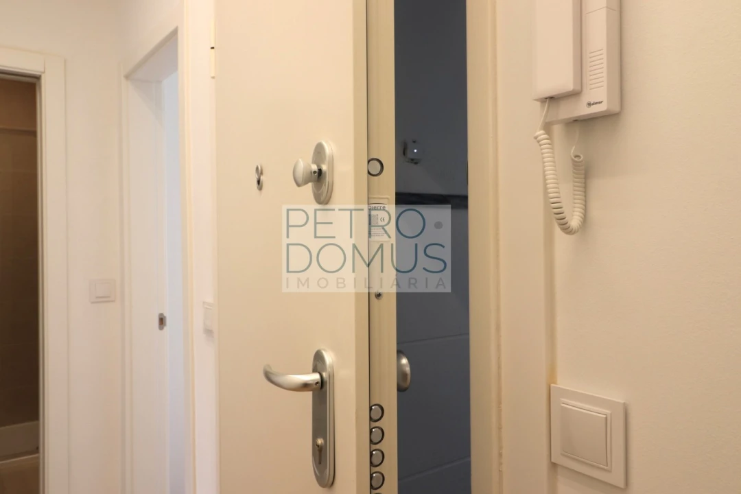 Apartamento T3 para Venda em Almada, Cova da Piedade, Pragal e Cacilhas Foto 34