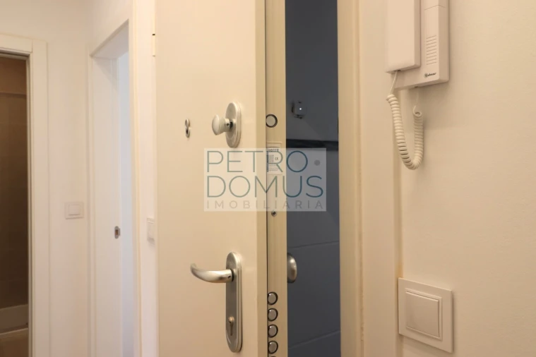 Apartamento T3 para Venda em Almada, Cova da Piedade, Pragal e Cacilhas Foto 34