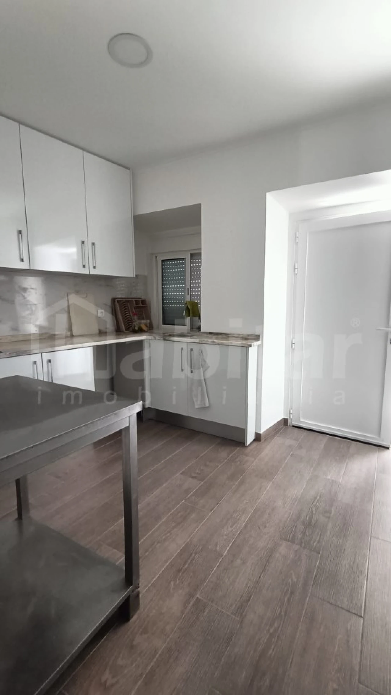 Apartamento T1 para Arrendamento em Benavente Foto 3
